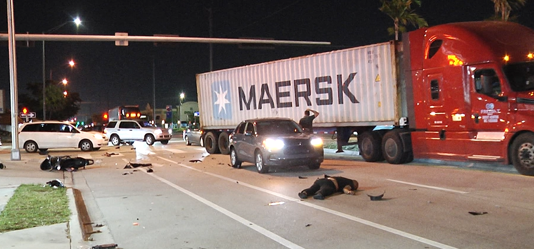 Motorcyclist dead after crash in North Miami, police say