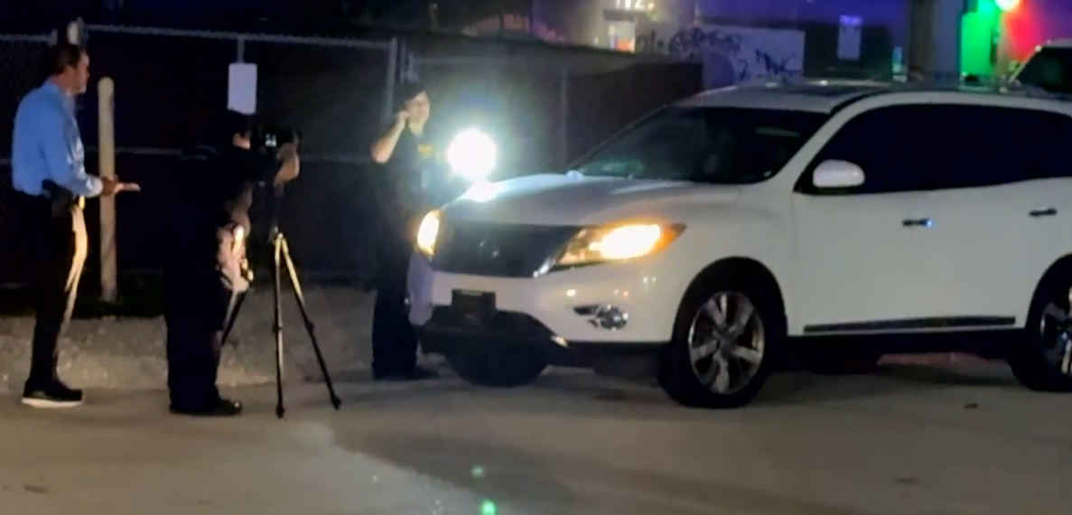Woman dead after falling off car during altercation in Fort Lauderdale, police say