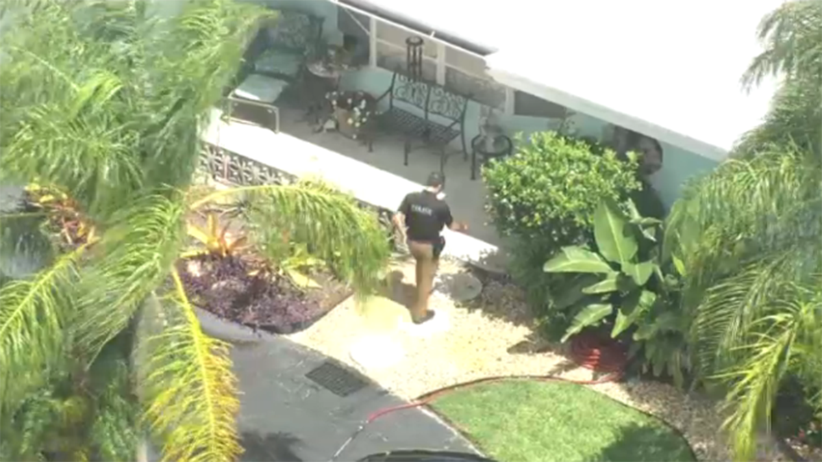 Owner fatally shot dog that attacked his pet in Lighthouse Point, cops say