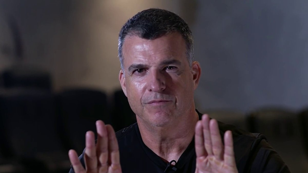 Mario Cristobal's message to Canes fans: ‘It's us against everybody"