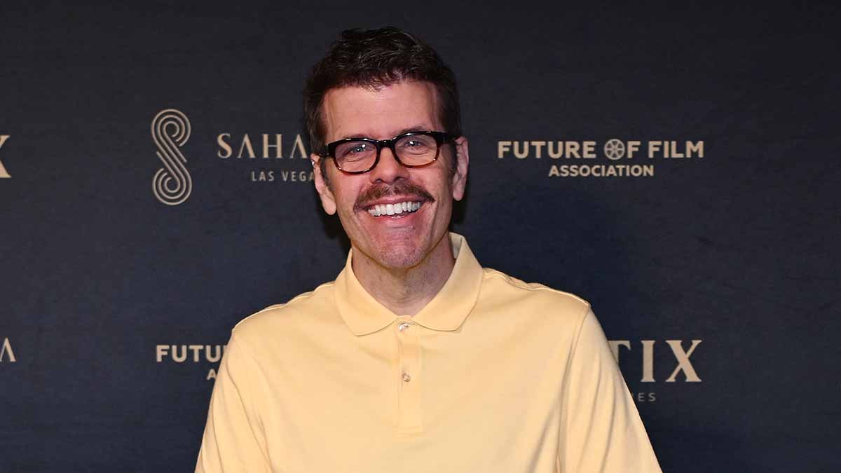 Miami-Dade Sheriff's Office report details response to Perez Hilton self-harm incident