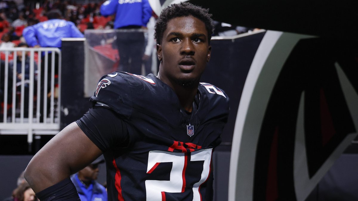 Nbc Rochester NFL suspends James Pearce Jr. for Falcons’ first 8 games in 2026 – NBC ...