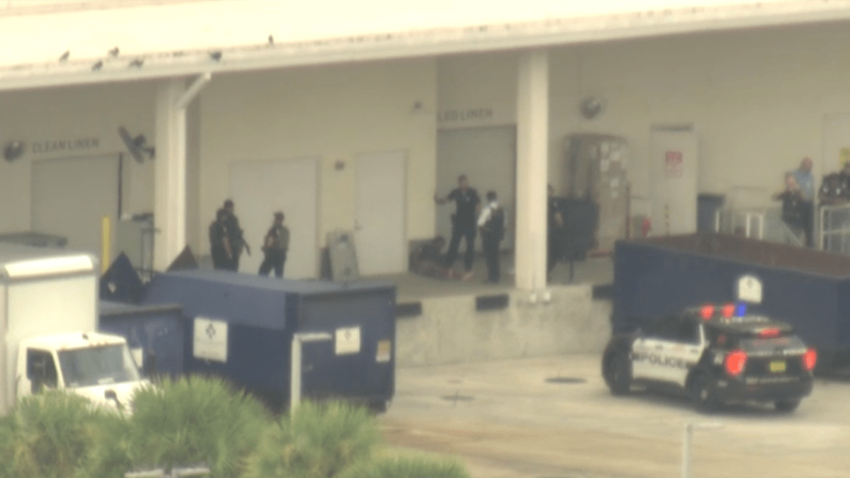 Escaped prisoner taken back into custody in Miami Beach, cops say