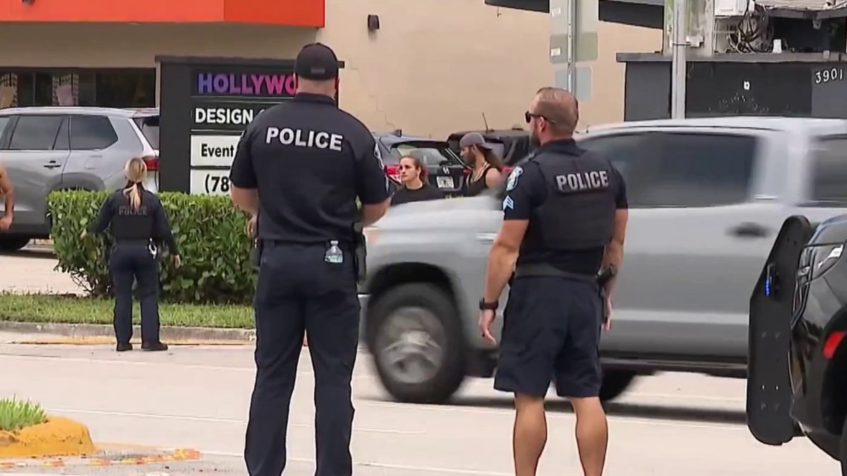 Hollywood Hills High School on lockdown due to nearby police investigation – NBC 6 South Florida