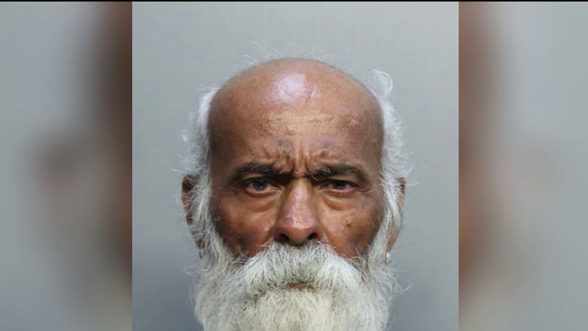 Miami-Dade man, 75, faces attempted murder charge for stabbing sleeping wife, cops say