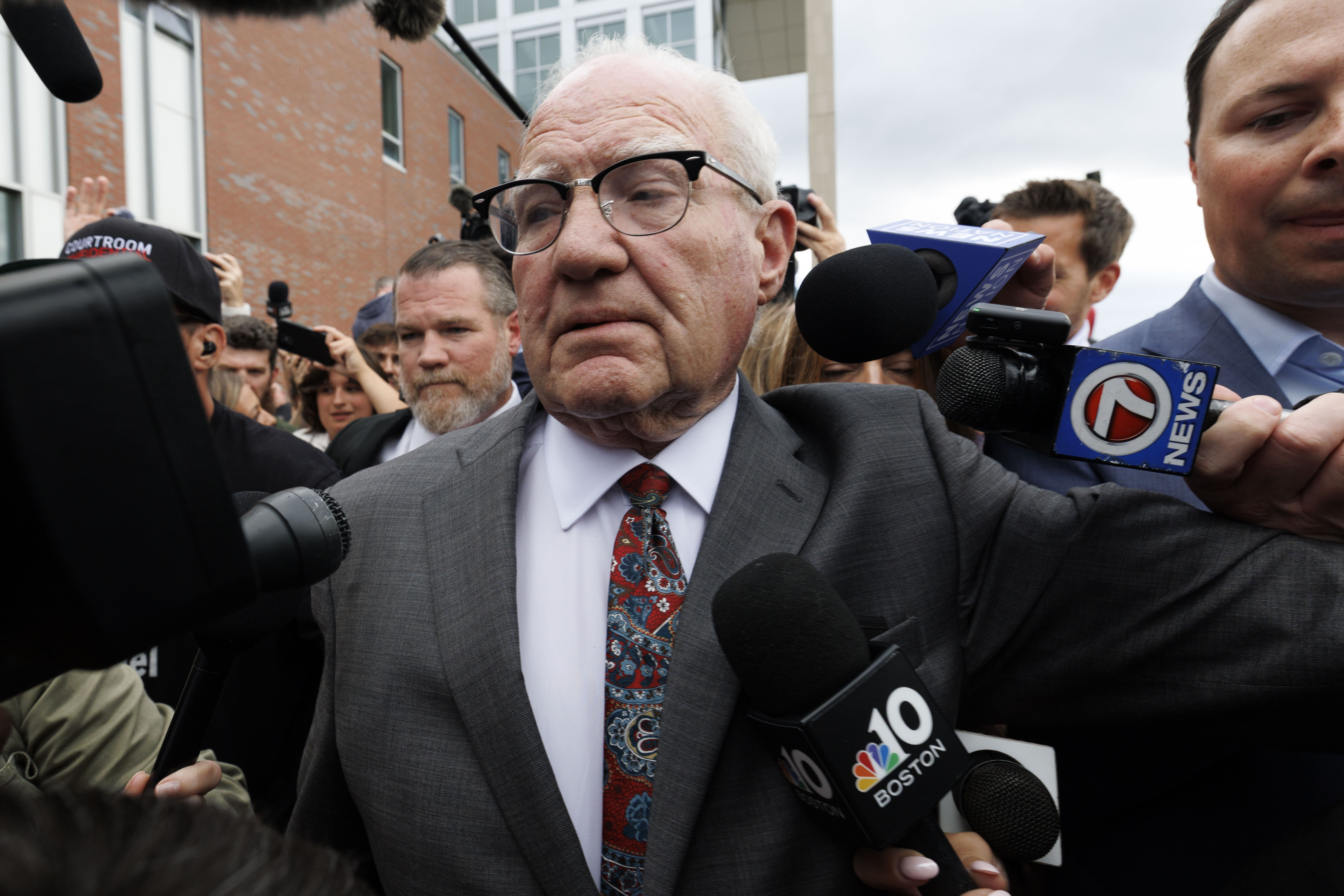 PLYMOUTH, MASSACHUSETTS – SEPTEMBER 3: Defense attorney Kevin Reddington is surrounded by the press as he leaves the courthouse after Judge William Sullivan sent the jury home following the conclusion of deliberations for the sixth day in the trial of Lindsay Clancy at Plymouth County Superior Court on September 3, 2026 in Plymouth, Massachusetts. The jury remains deadlocked during deliberations. Lindsay Clancy is accused of killing her three children in 2023 in the family’s Duxbury, Massachusetts home. (Photo by CJ Gunther/Getty Images)