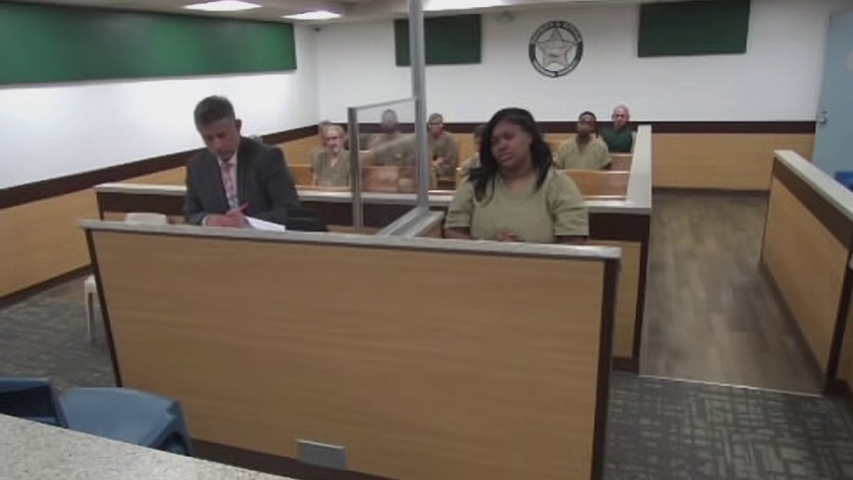Woman accused of stealing from elderly facing 86 charges, records show