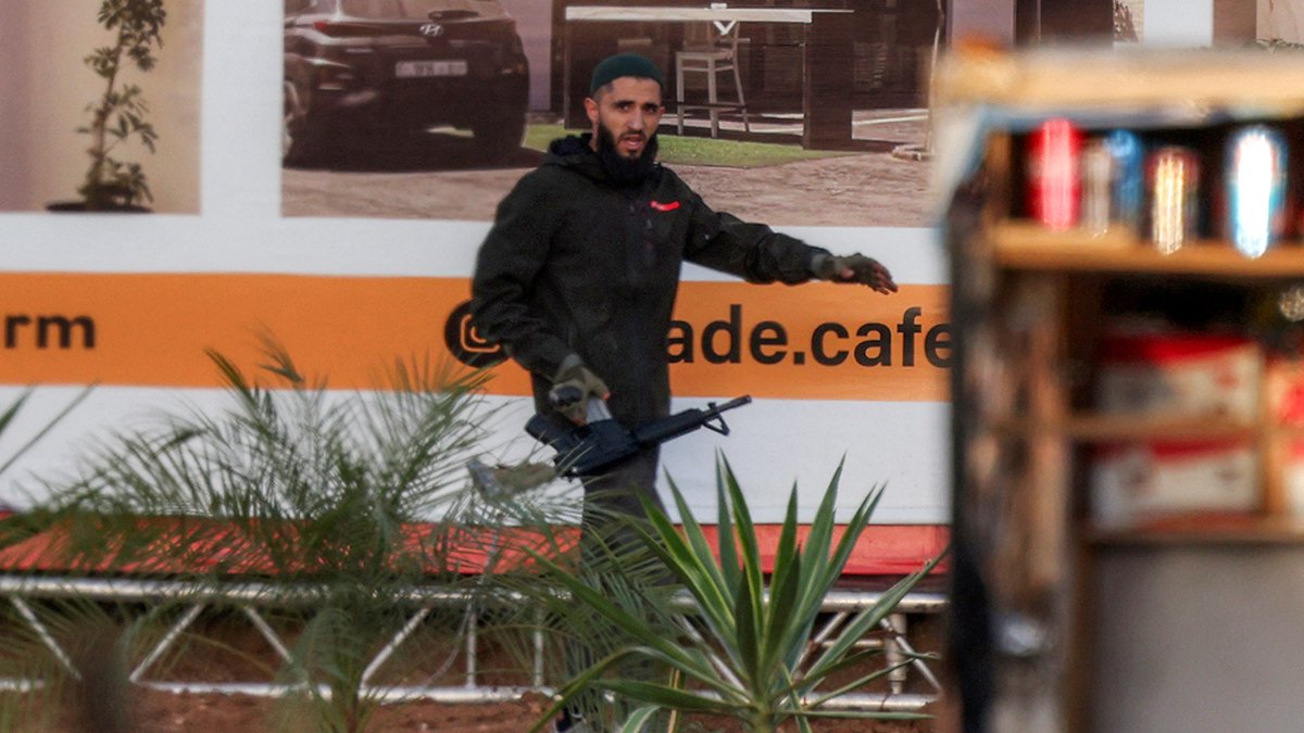 Israel orders ‘full lockdown’ of West Bank after military kills 2 – NBC ...