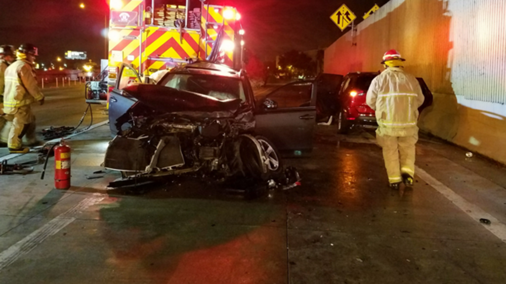 Firefighters Injured In Fatal Crash On NB I-95 in Miami