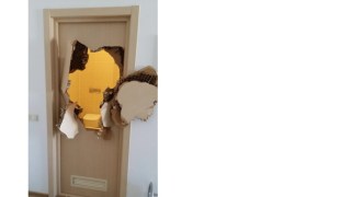 Johnny Quinn Tears Down Sochi Shower Door Nbc 6 South Florida