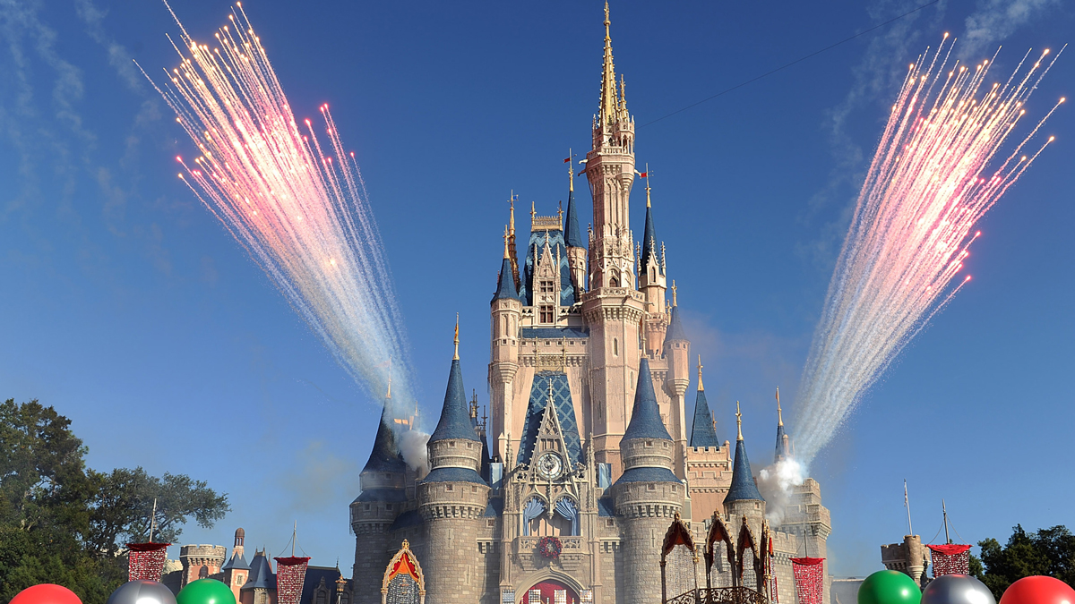 Walt Disney World to Charge Guests for Overnight Parking