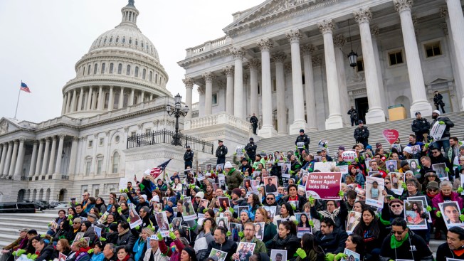 Federal Agency Returns to Accepting Requests Under DACA