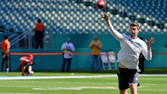 Buccaneers outlast turnover-plagued Dolphins Buccaneers outlast turnover-plagued Dolphins