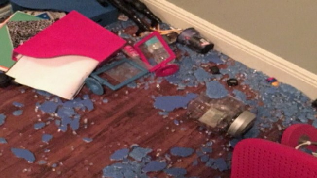 Nbc 6 Investigation Glass In Desks Spontaneously Explode Investigation Glass In Desks Spontaneously Explode