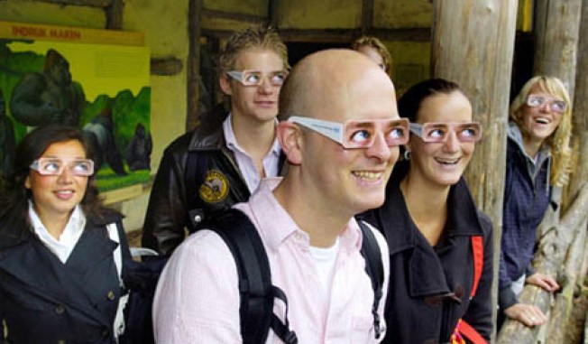 The Week in Web: No-Eye-Contact Glasses, Lego Jesus, Cilantro Porn…