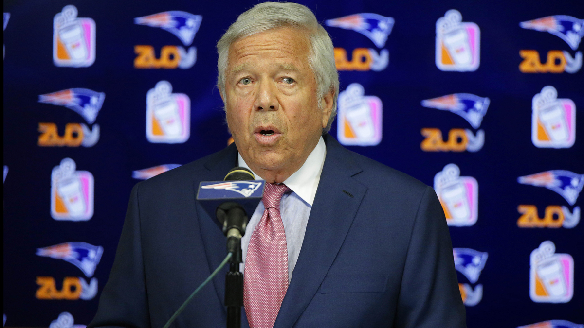 Patriots Owner Robert Kraft Charged With Soliciting Prostitute in Florida