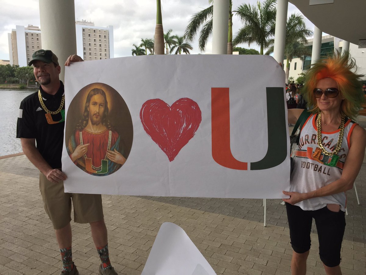 Best College GameDay Signs From University of Miami