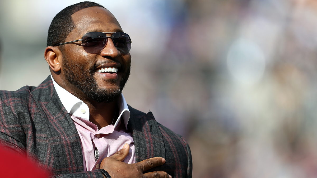 Hurricanes Great Ray Lewis Voted Into Pro Football HOF