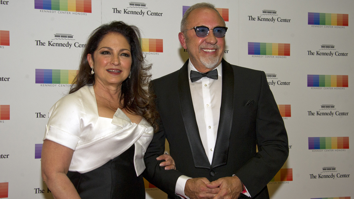 Oye! Estefans to Receive Library of Congress Prize