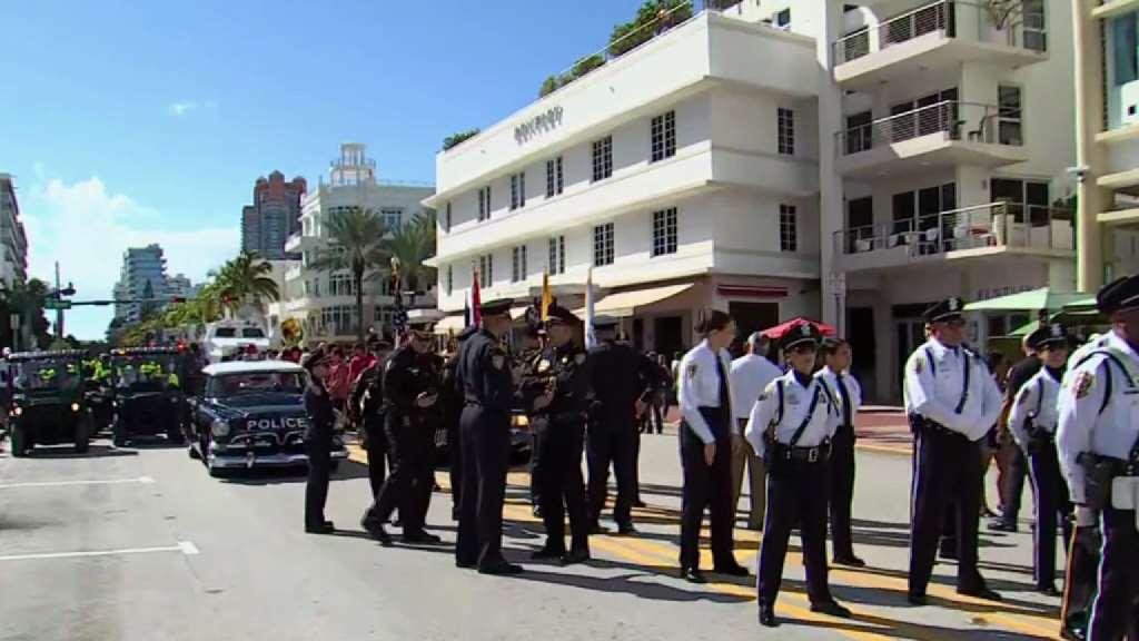 Miami Beach Holds Annual Veterans Day Parade