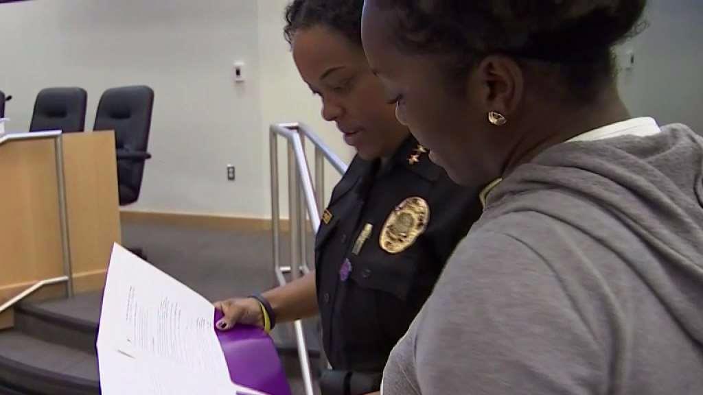 Miami Gardens Police Mentoring Local Teens
