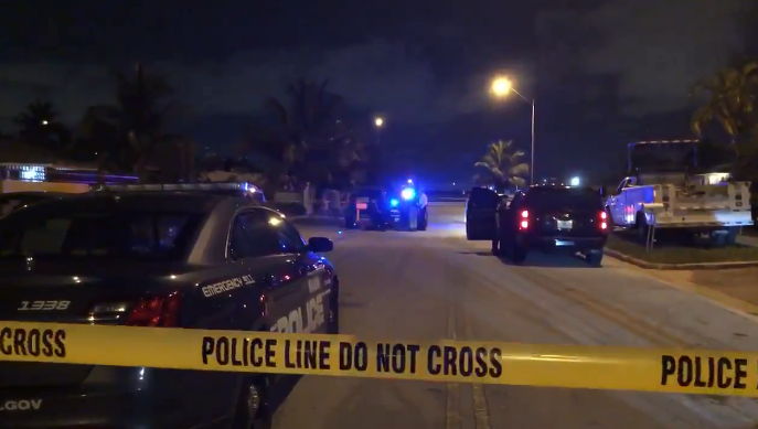 3 Injured After Double Shooting in Hialeah Leads to Crash