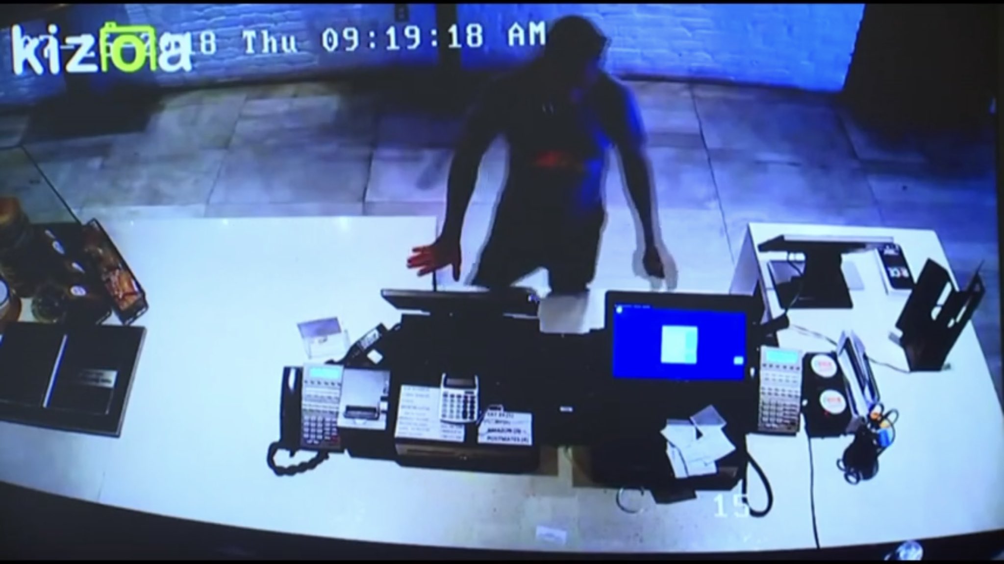 Video: Man Swipes Cash From South Miami Restaurant Register